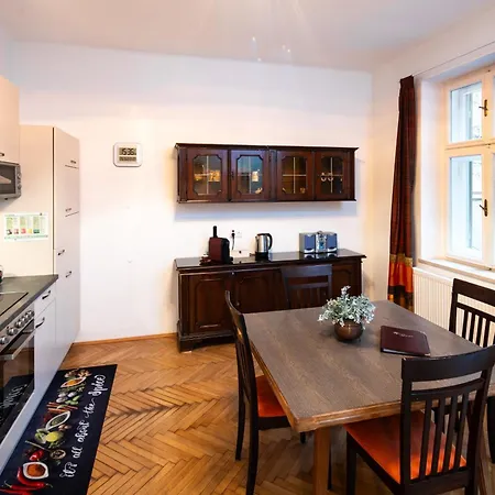 Haus Der Geschenke - Carinthia Apartman *