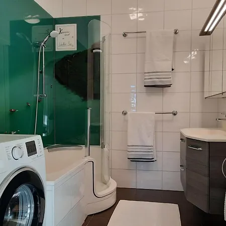 Haus Der Geschenke - Carinthia Apartmán Velden am Wörthersee