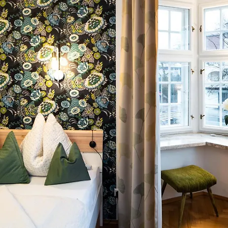 Haus Der Geschenke - Carinthia Apartmán *